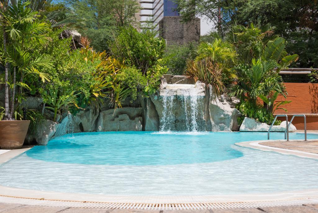 Blue Tree Premium Hotel 4*